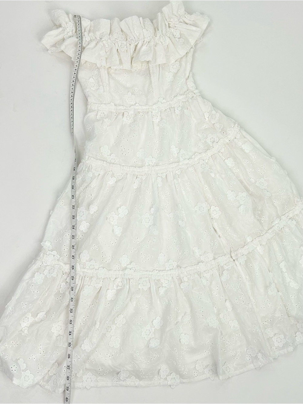 ASTR The Label White Floral Embroidered Maxi Dress XS Bridal Wedding - Picture 6 of 14